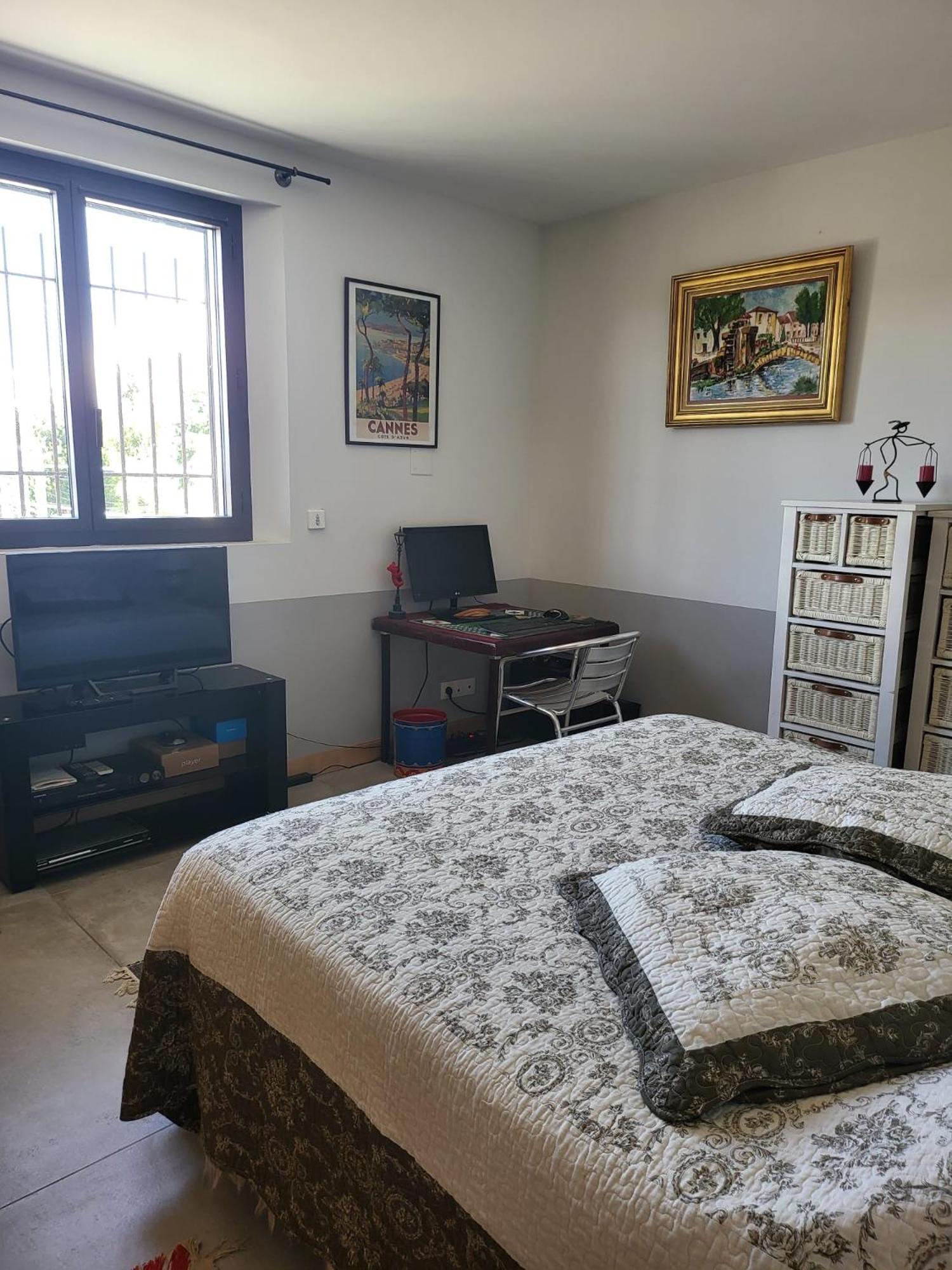 Appartement Standing Bord Sorgue Л'Иль-сюр-ла-Сорг Экстерьер фото